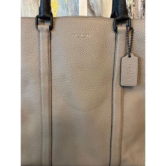 Coach Metro Tote - Picture 3 of 9